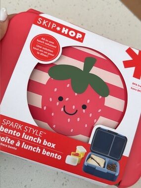 Skip Hop Spark Style Bento Lunch Box - Strawberry